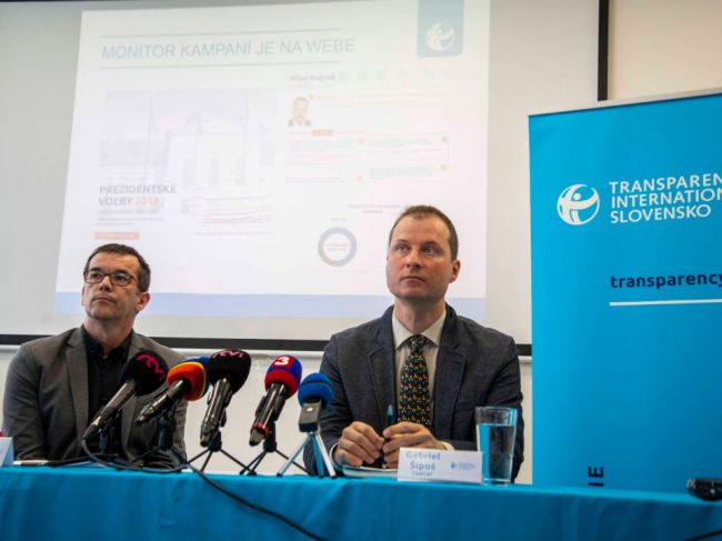 Najtransparentnejšiu kampaň má Čaputová, najmenej Švec