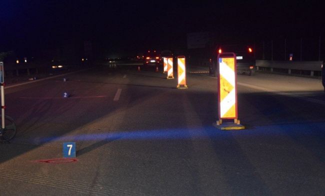 V nedeľu večer prišiel o život chodec, ďalší utrpel ťažké zranenia