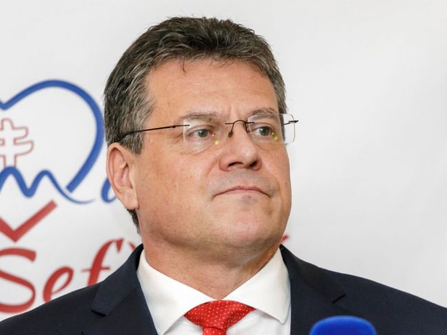 Ďalší volebný prieskum favorizuje Čaputovú, Šefčovič výrazne zaostáva