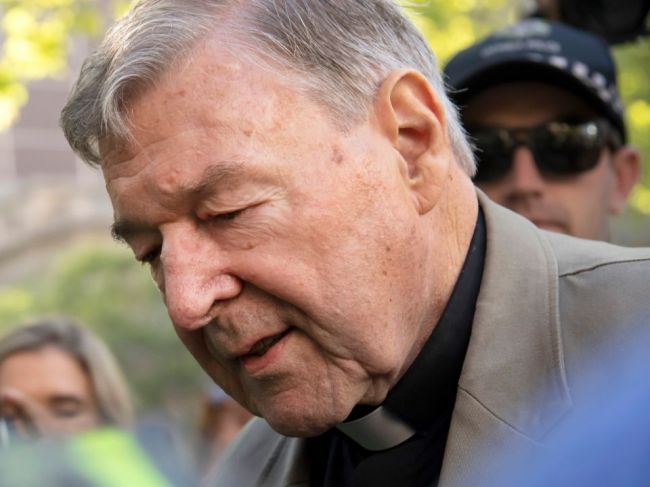 Austrálskeho kardinála Pella odsúdili na 6 rokov za zneužívanie