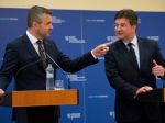 O spolupráci s USA bude premiér hovoriť s Lajčákom a Gajdošom
