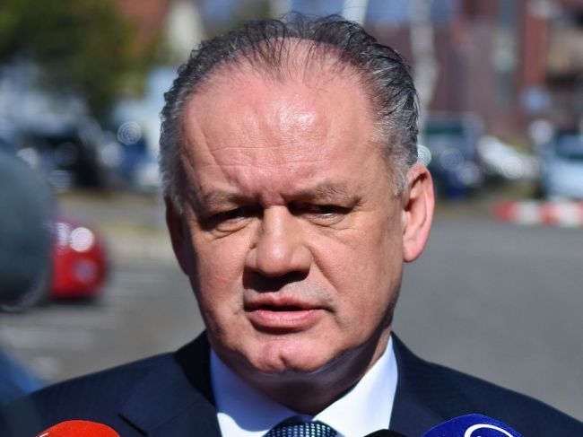 Najdôveryhodnejšími politikmi sú Kiska s Pellegrinim