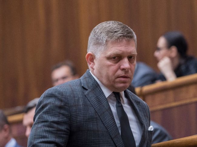 Šefčovič radí Čaputovej komunikovať so Smerom-SD zmierlivo