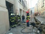 30 hasičov zasahuje pri výbuchu plynu v Bratislave