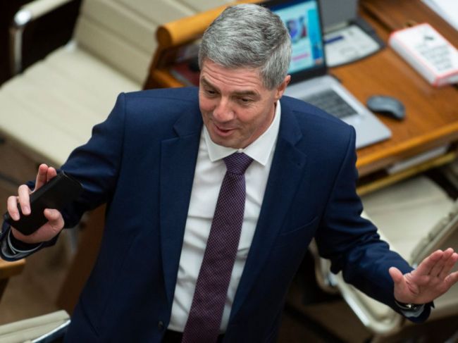 Bugár: Idete odvolávať ministra dopravy, ktorý nemá žiadny škandál