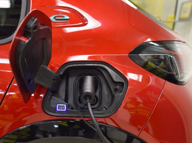 Elektromobily sú menej ekologické než dieslové autá, tvrdí nemecká štúdia