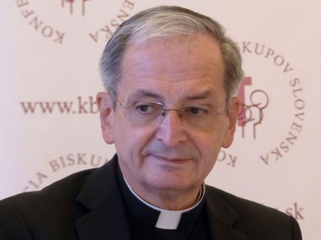 Arcibiskup Zvolenský bude sláviť omšu za obete útokov na Srí Lanke