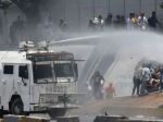 Maduro ohlásil porážku povstalcov a poprel, že chcel ujsť z krajiny