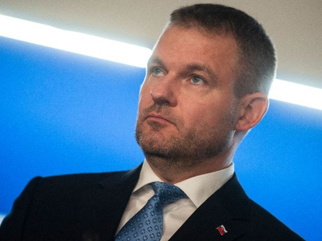 Pellegrini: Téma obrannej spolupráce patrí na odbornú úroveň