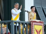 Thajsko: Kráľ v posledný deň korunovácie pozdravil davy ľudí