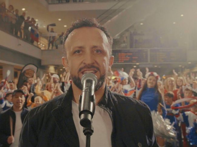 VIDEO: Ondrej Kandráč naspieval novú hokejovú hymnu