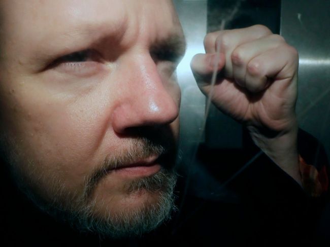 Podľa WikiLeaks Assange vo Švédsku očistí svoje meno