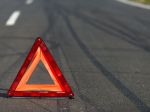 Autobus s 30 školákmi sa zrazil s osobným autom