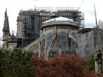 Väčšina sľúbených peňažných darov na obnovu Notre-Dame podľa arcibiskupa ešte neprišla