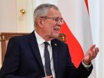 Rakúsky prezident chce predčasné parlamentné voľby v septembri