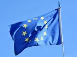 Desaťtisíce prívržencov EÚ demonštrovali pred eurovoľbami v mnohých mestách Únie