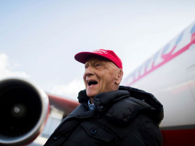 Vo veku 70 rokov zomrel legendárny jazdec F1 Niki Lauda