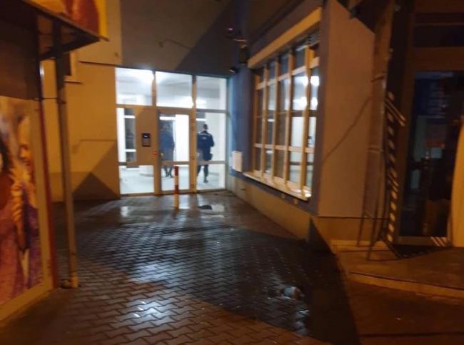 Muž, ktorého v stredu v Petržalke postrelili, je mimo ohrozenia života
