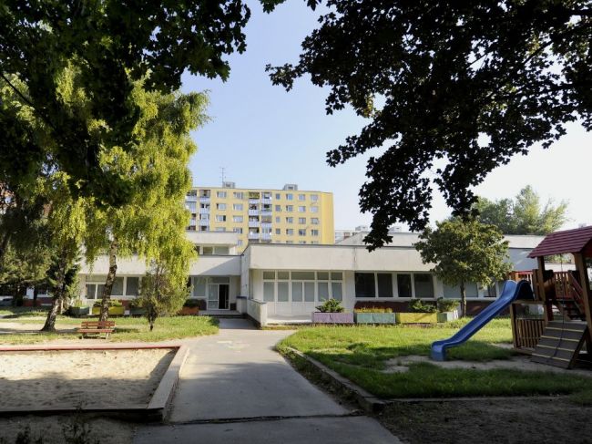 V Petržalke sa vzdalo funkcie 21 z 24 riaditeliek materských škôl
