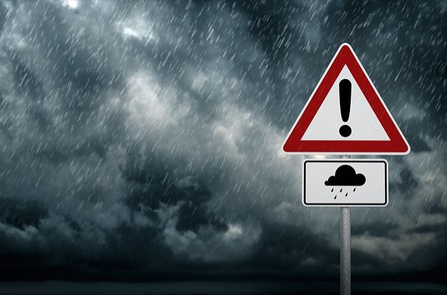 Meteorológovia varujú pred búrkami, SHMÚ vydalo výstrahu