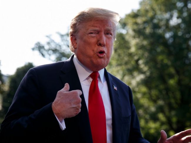 Trump v tweete nakrátko priznal, že Rusko mu pomáhalo k zvoleniu