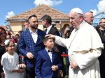 Pápež v mene cirkvi požiadal Rómov o odpustenie za diskrimináciu