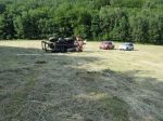 Polícia vyšetruje tragickú nehodu, mladíka privalil traktor
