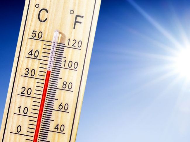 V sobotu popoludní udrú horúčavy, výstraha druhého stupňa platí pre tieto okresy