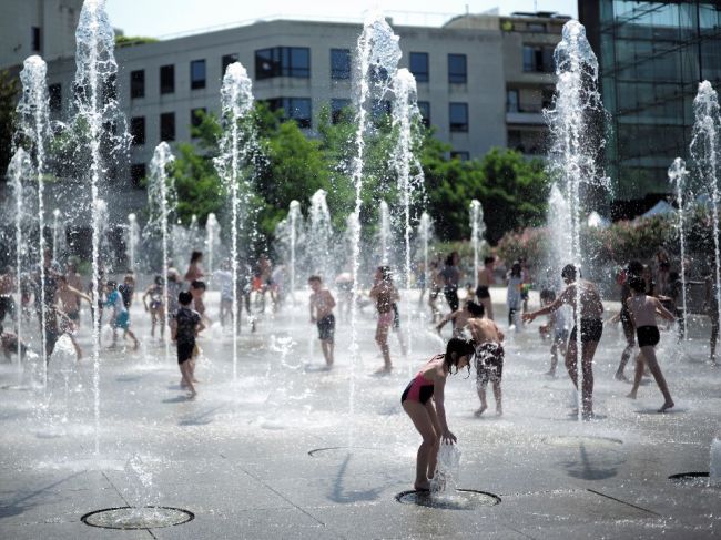 Horúčavy na juhu Európy si už vyžiadali najmenej osem obetí