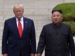 Trump hovoril s Kimom 50 minút, ohlásil obnovenie jadrových rokovaní