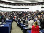 V novom europarlamente je rekordný počet žien a nových poslancov