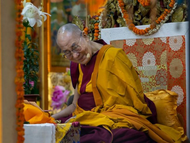Dalajláma sa ospravedlnil za vyjadrenia na adresu žien