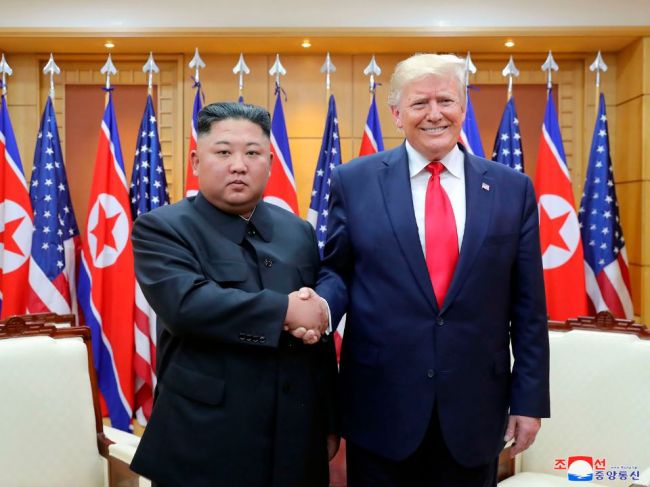 KĽDR: USA sa aj napriek snahe Pchjongjangu o dialóg chovajú naďalej nepriateľsky