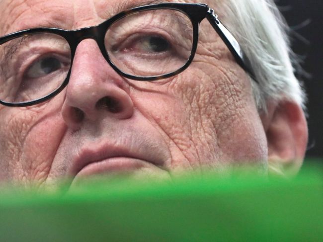 Juncker kritizoval výber svojej nástupkyne, označil ho za neveľmi transparentný