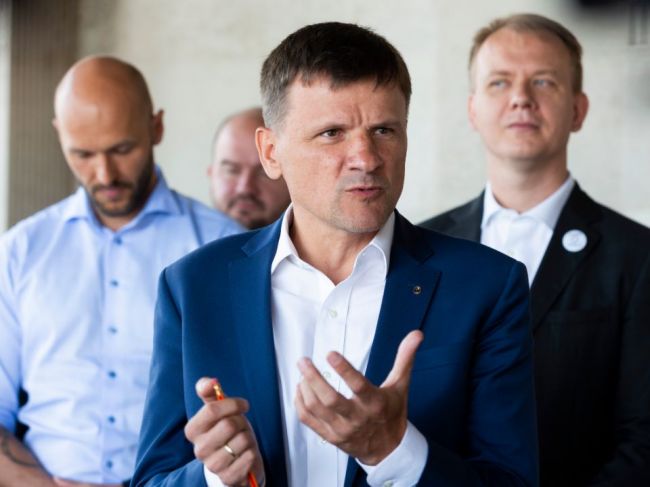 OĽaNO a Sulík reagovali na dohodu PS, Spolu a KDH