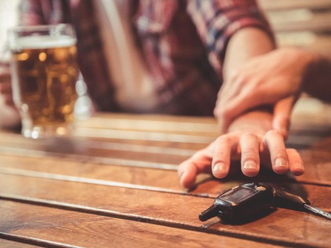 17 ročný vodič a pod vplyvom alkoholu