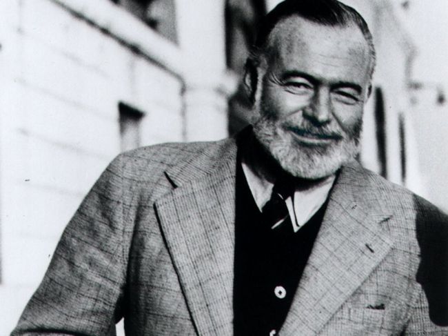 Autor novely Starec a more Ernest Hemingway sa narodil pred 120 rokmi