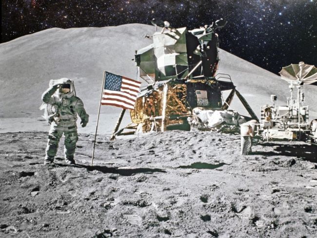 Geológ: Tento jediný fakt je dôkazom, že konšpirácia o pristátí na Mesiaci je nezmysel