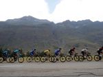 Neutralizácia na Tour de France: 19. etapu ohrozil sneh aj zosuv pôdy
