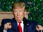 Viac ako polovica amerických voličov označila v prieskume prezidenta Trumpa za rasistu