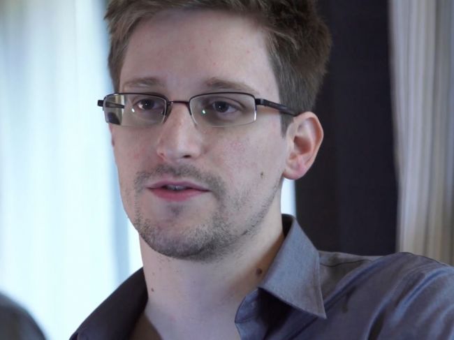 Bývalý spolupracovník amerických tajných služieb Snowden vydáva knihu