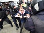 Ruská polícia zadržala v Moskve opozičnú političku Ľubov Soboľovú