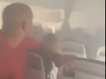 VIDEO: Lietadlo museli evakuovať, cestujúci skončili v nemocnici