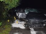 Pri havárii zahynul mladý muž, v aute našli podozrivé predmety