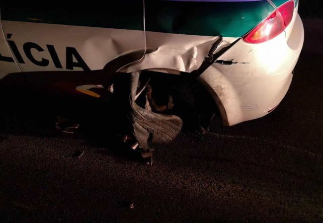 Vodič narazil do policajného auta, namerali mu takmer dve promile