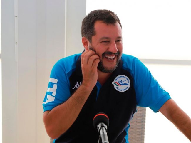 Salvini vyzýva na rýchle určenie termíu predčasných volieb