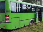 Pri nehode autobusu sa zranilo 14 ľudí