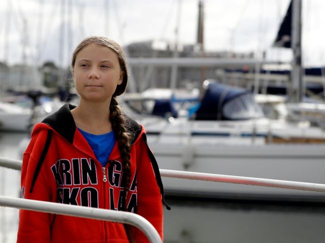 Aktivistka Thunbergová pocestuje do USA na jachte bez spŕch či toalety