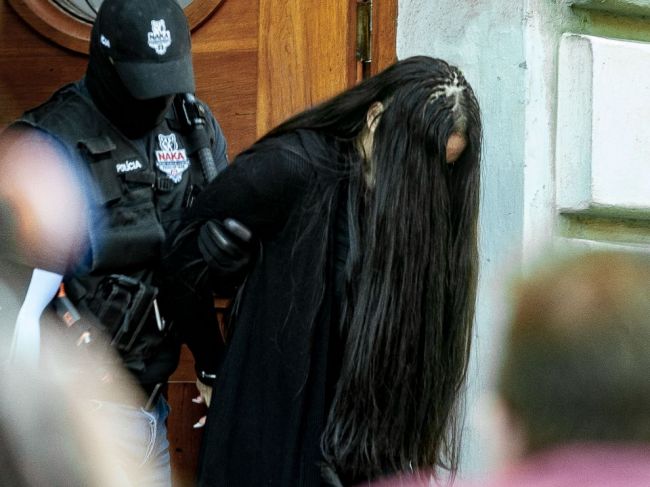 Zsuzsovú a spol. obvinili z prípravy vraždy ďalších ľudí