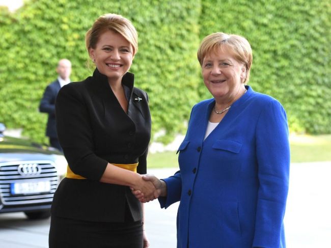 Merkelová sa v Nemecku pýtala Čaputovej na vyšetrovanie Kuciakovej vraždy